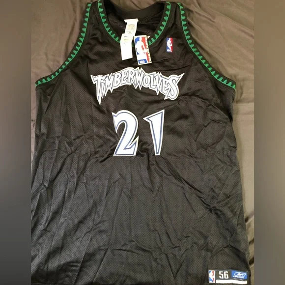 Kevin Garnett Timberwolves Jersey - Picture 3 of 3